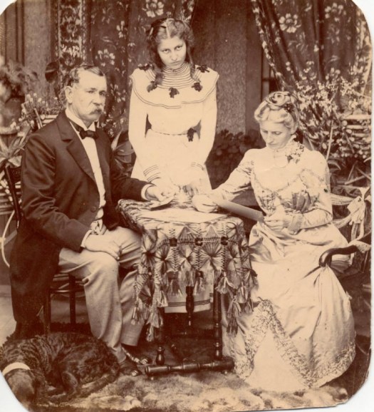 Robert__Teenie_and_Ada